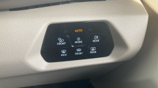 Volkswagen Multivan 1.4 TSI eHybrid Life 5dr DSG Estate